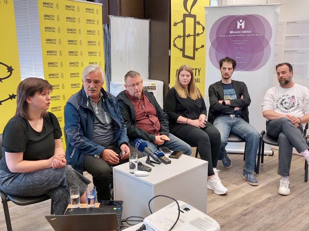 Novinarska konferenca: 32 let po izbrisu: država naj končno naredi, kar je prav!