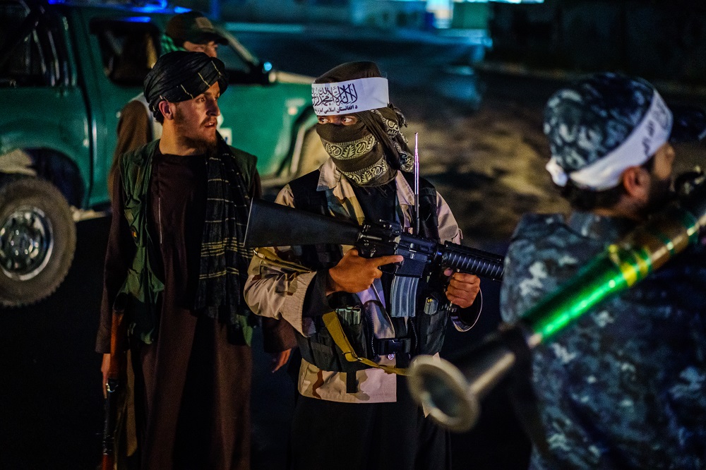 Talibanska policija v Kabulu, 2021. © Los Angeles Times Talibanska policija v Kabulu, 2021.