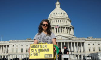 Po odpravi Roe vs. Wade v ZDA nazadujejo glede pravice dostopa do splava