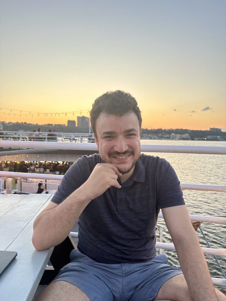 Mahmoud v New Yorku, junij 2024.