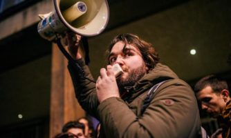 Intervju s srbskim aktivistom Nikolo Ristićem: »Če so na ulicah študenti, potem je nekaj resno narobe.«
