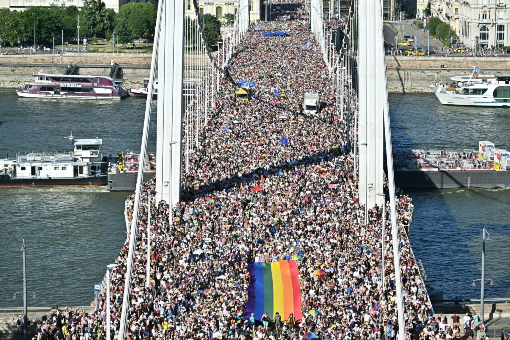 Parada ponosa 2025 v Budimpešti
