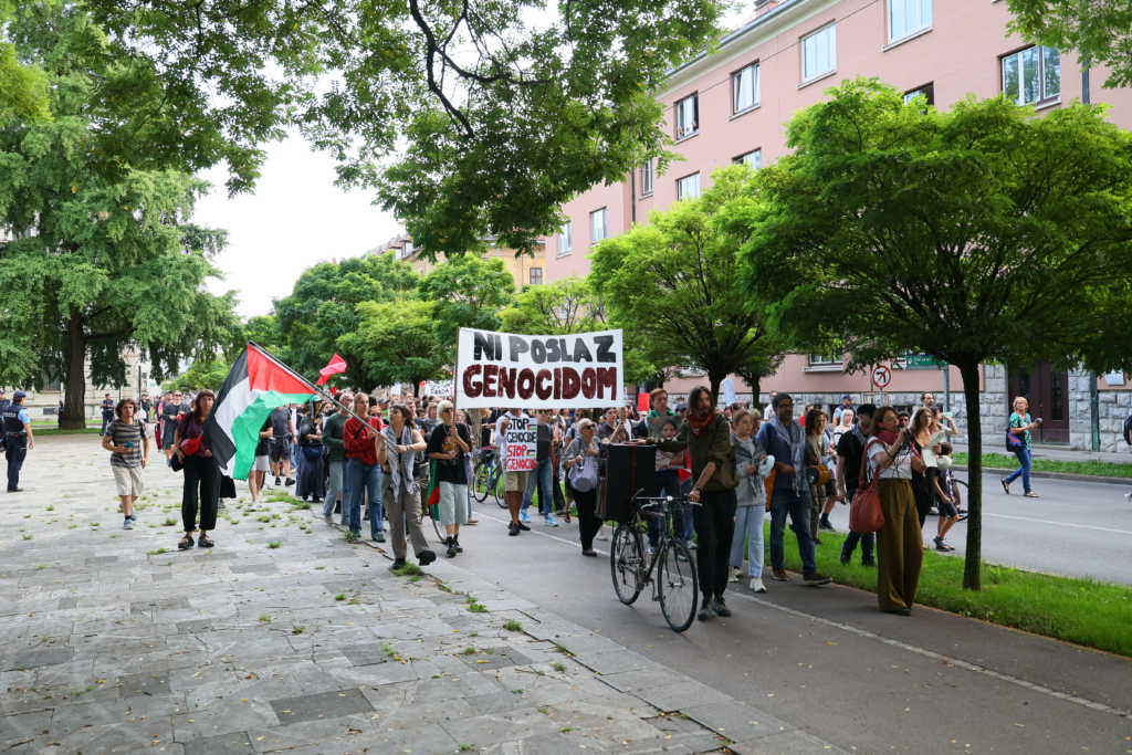 Protest proti stradanju v Gazi. Ljubljana, 6. 8. 2025.
