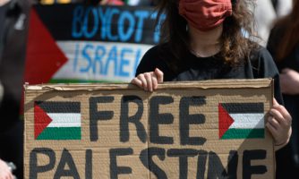 Irska: Vlada mora sprejeti še nadaljnje ukrepe, da zaščiti sistem mednarodne pravičnosti in da se zagotovi odgovornost Izraela