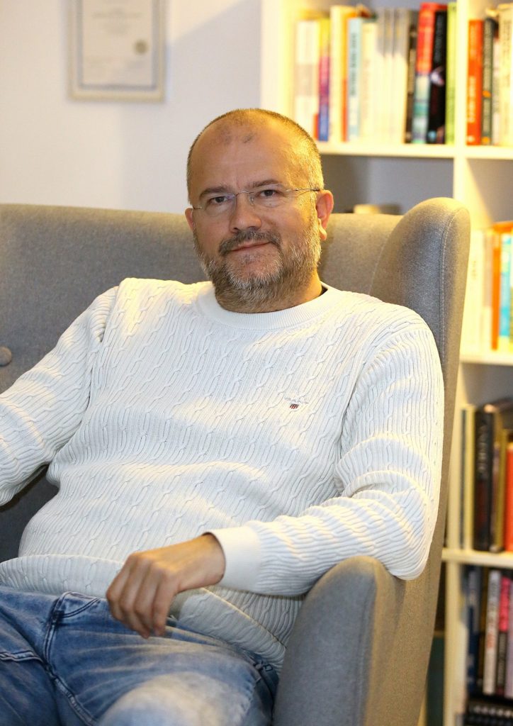 Portretna fotografija Zlatka Bojanovića.