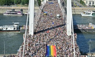 Madžarska: Umik obtožb proti organizatorjem parade ponosa je dokaz moči solidarnosti 