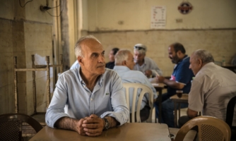 Palestinski odvetnik za pravice otrok Khaled Quzmar je prejemnik nagrade za človekove pravice nemške Amnesty za leto 2026